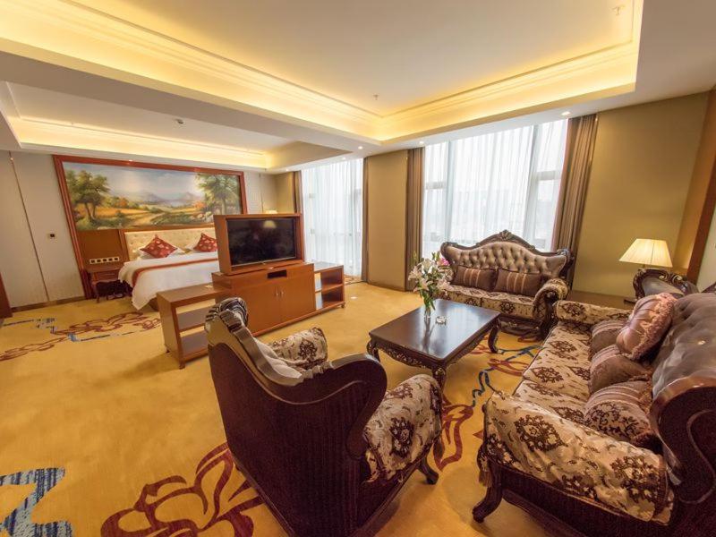 Vienna International Hotel Guangxi Duan Tuan Kültér fotó